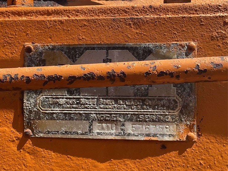 minneapolis-moline-ztu-image-53