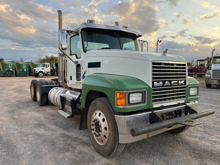 2018-mack-chu613-daycab-(inoperable)-image-3