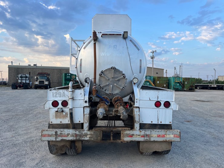 2018-dragon-150-bbl-aluminum-vacuum-trailer-image-6