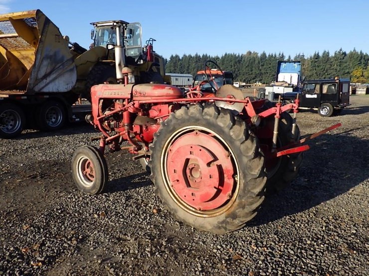 mccormick-farm-all-100-row-crop-tractor-image-7