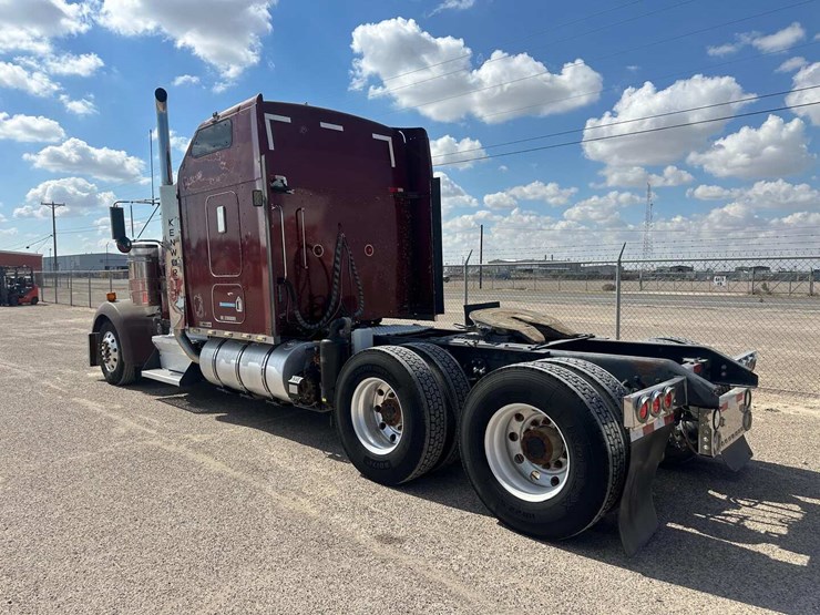 2000-kenworth-w900-image-5