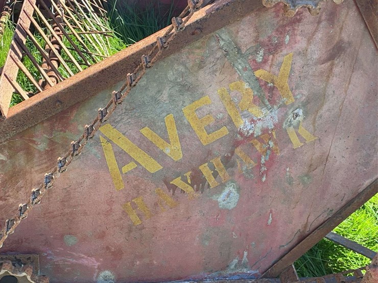 avery-hayhawk-hay-loader-image-18