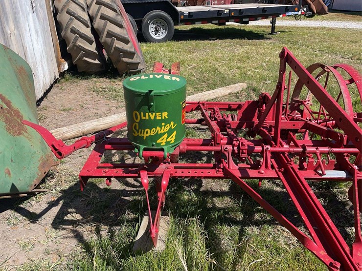 oliver-44-planter-image-24