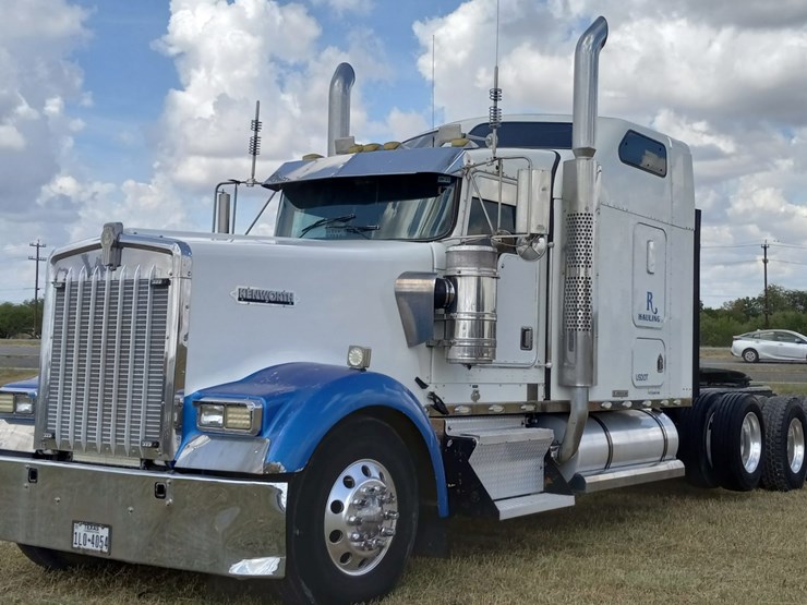 2000-kenworth-w900l-image-1