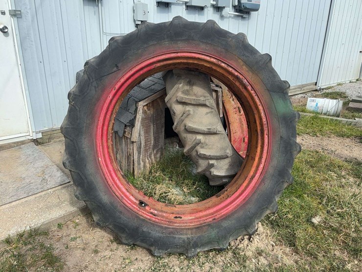 (2)-rear-tractor-tires-image-2