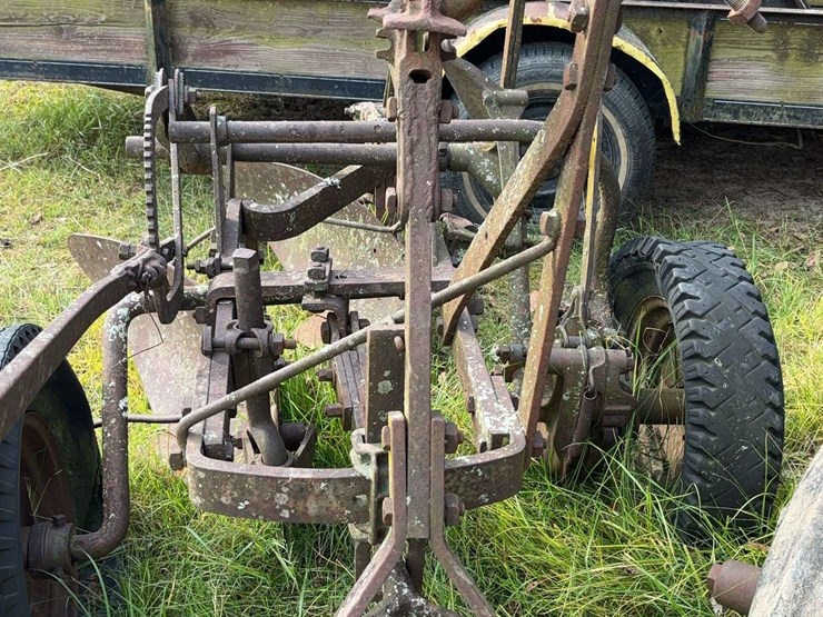 2-bottom-plow-image-19