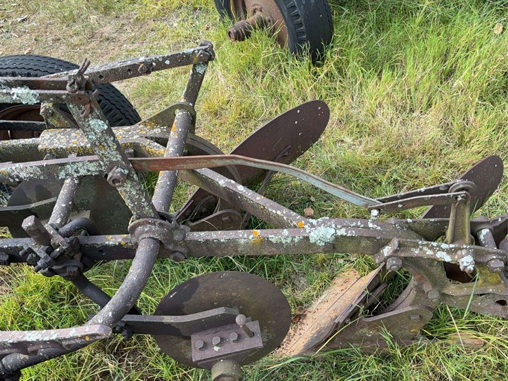 2-bottom-plow-image-16