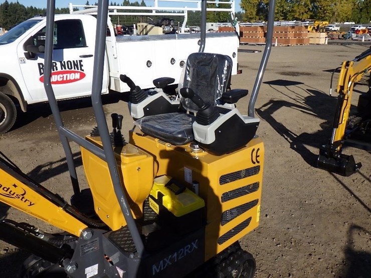 2025-cfg-mx12rx-hydraulic-excavator-image-19
