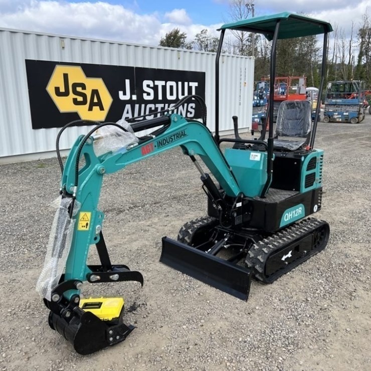 2025 CFG QH12R Mini Hydraulic Excavator