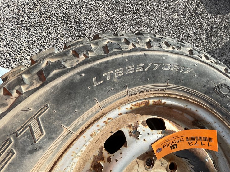 #1173-•-tires-(located-in-la-union,-nm)-image-2