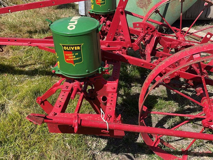 oliver-44-planter-image-15