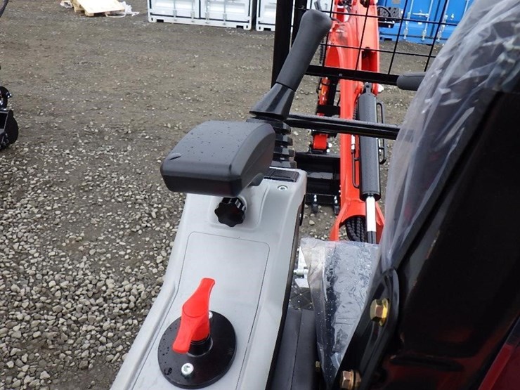 2025-tpm-18bs-hydraulic-excavator-image-23
