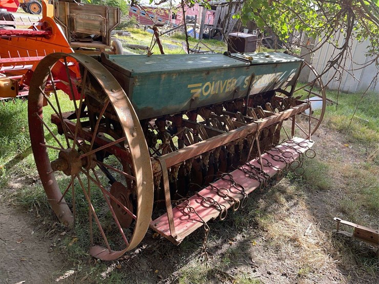 oliver-8ft-grain-drill-image-3