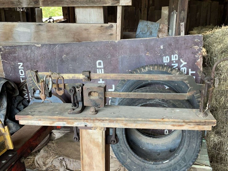 large-rolling-scale-image-16