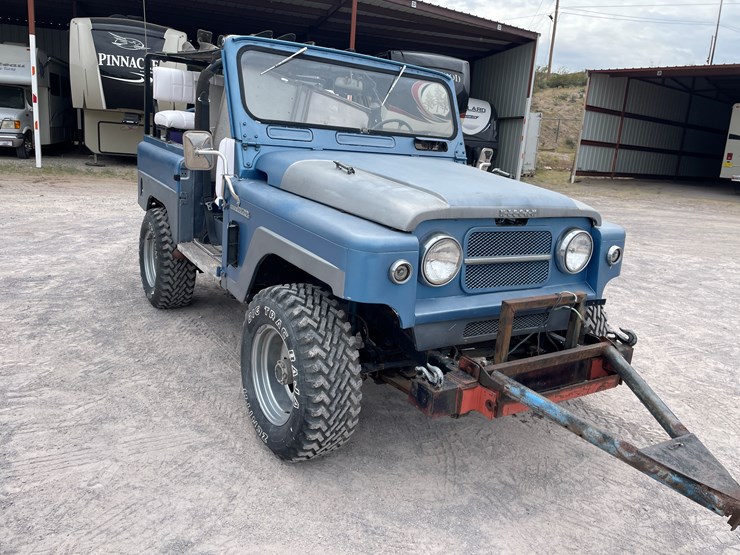 1965-nissan-patrol-image-3