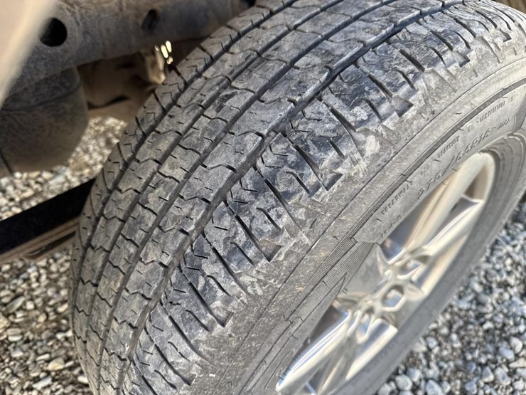 2020-ford-f150-xlt-image-48