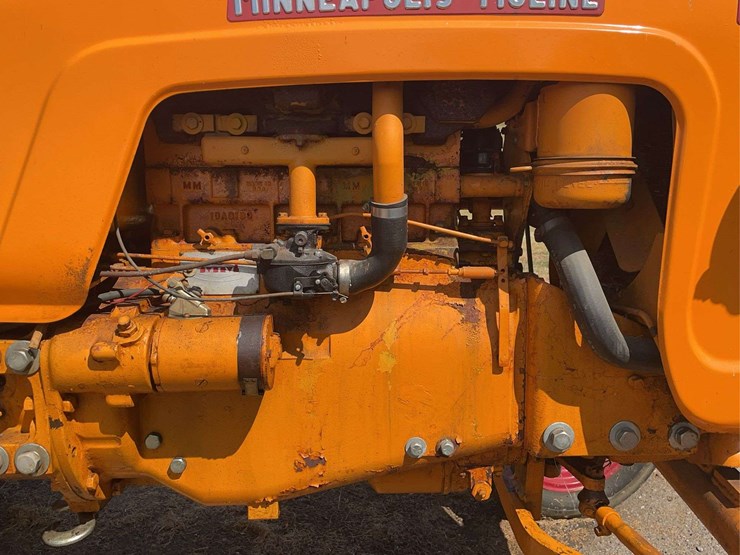 minneapolis-moline-445-image-34