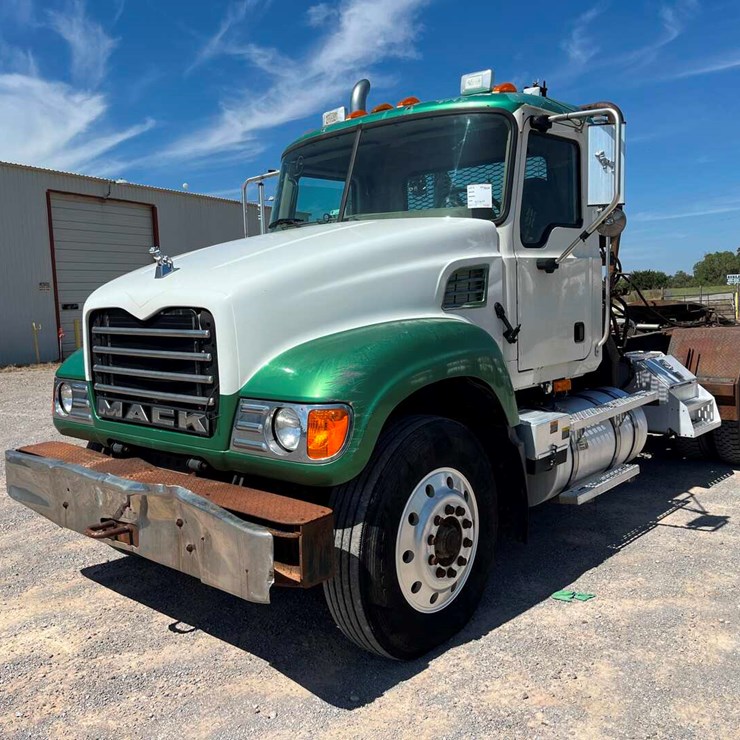 2007 MACK CV713 WINCH TRUCK