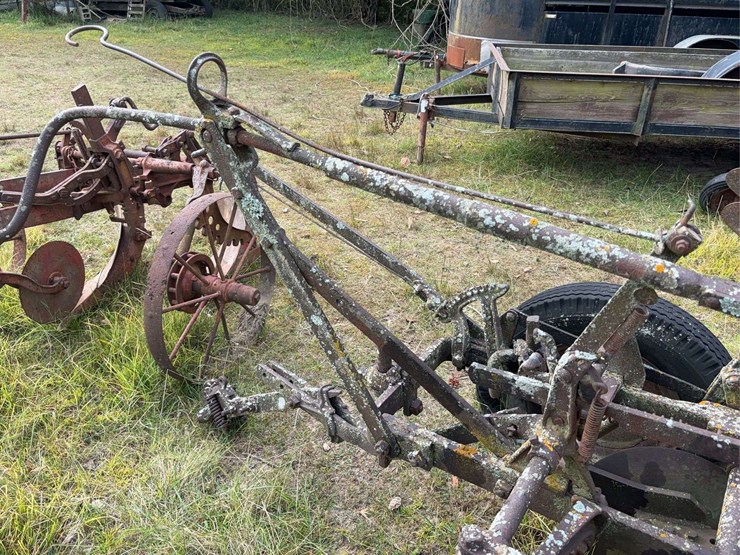 2-bottom-plow-image-18