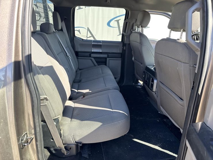 2020-ford-f150-xlt-image-31