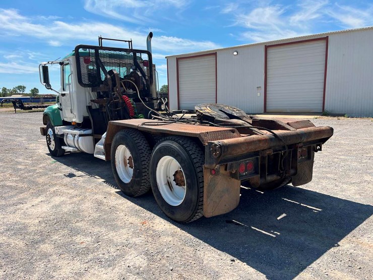 2007-mack-cv713-winch-truck-image-7