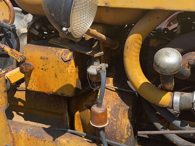 minneapolis-moline-bf-image-31