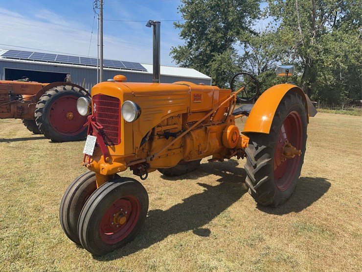 minneapolis-moline-ztu-image-2