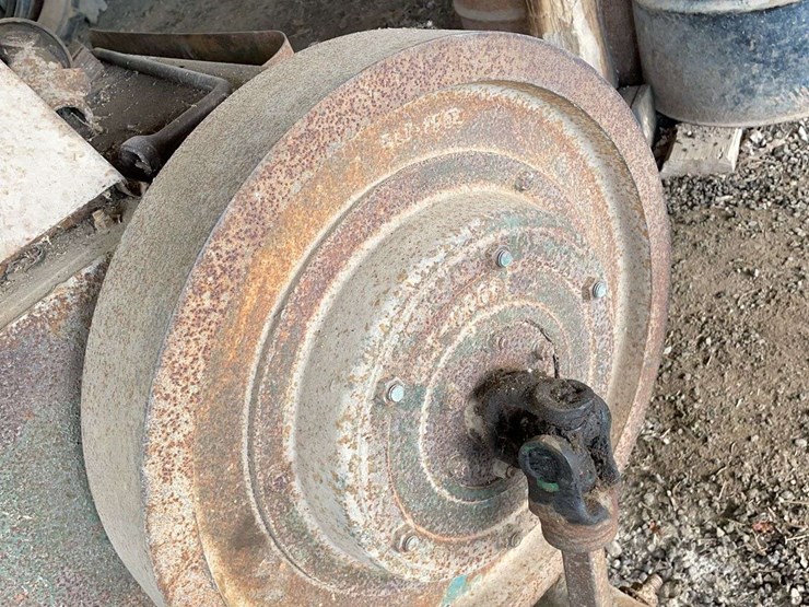 oliver-60-square-baler-image-11