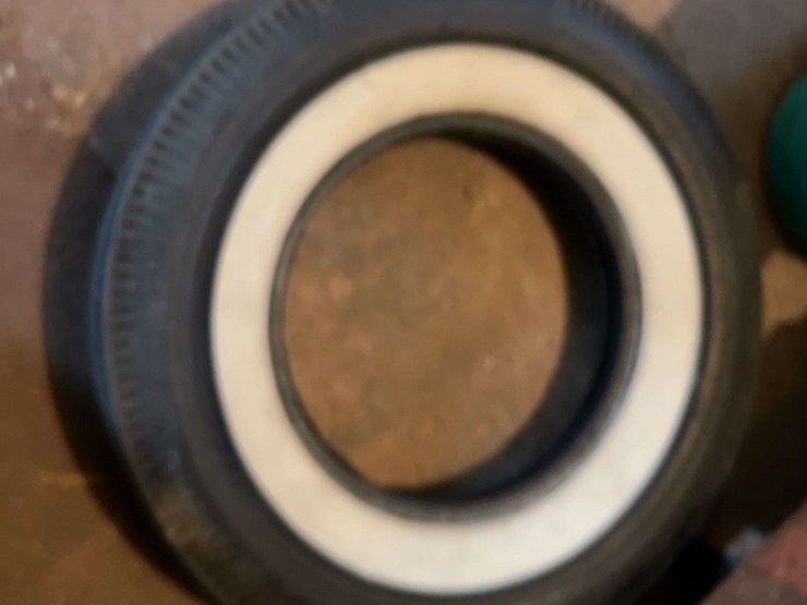 (4)-white-wall-car-tires-image-7