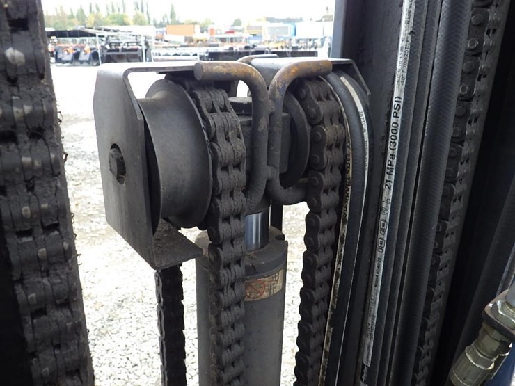 komatsu-fg25st-11-image-20
