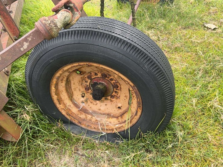 minneapolis-moline-side-delivery-hay-rake-image-17