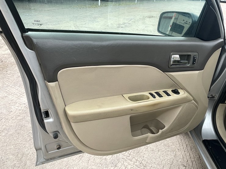 #505-•-2008-ford-fusion-(has-nm-title)-image-14