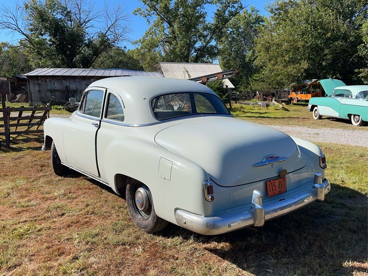 1952-chevrolet-deluxe-image-3