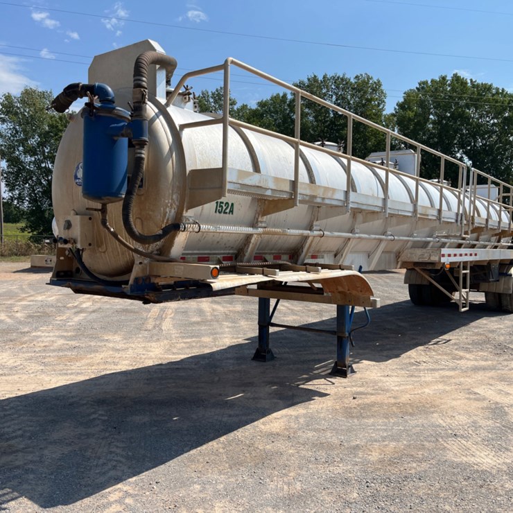 2007 DRAGON 150 BBL ALUMINUM VACUUM TRAILER