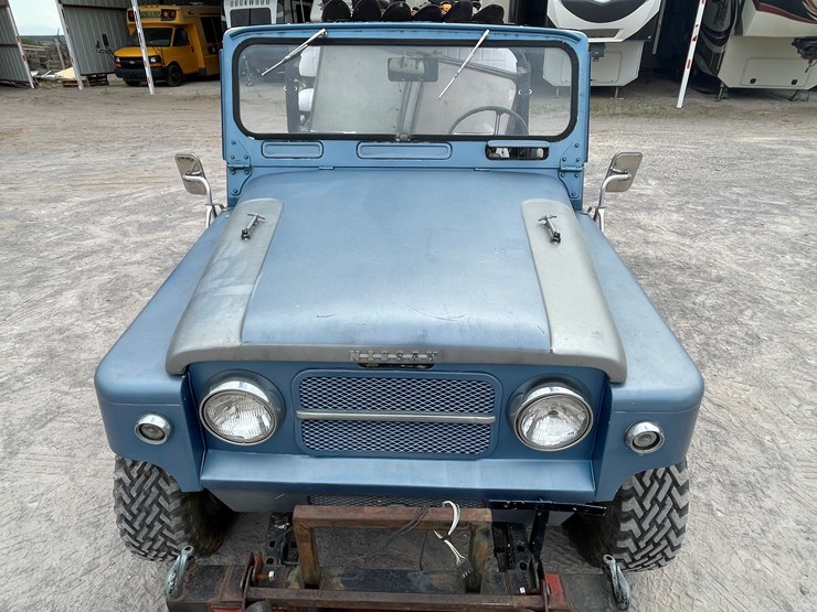 1965-nissan-patrol-image-16