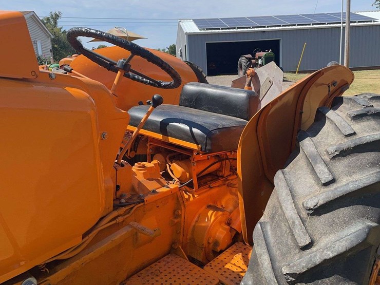 minneapolis-moline-445-image-44