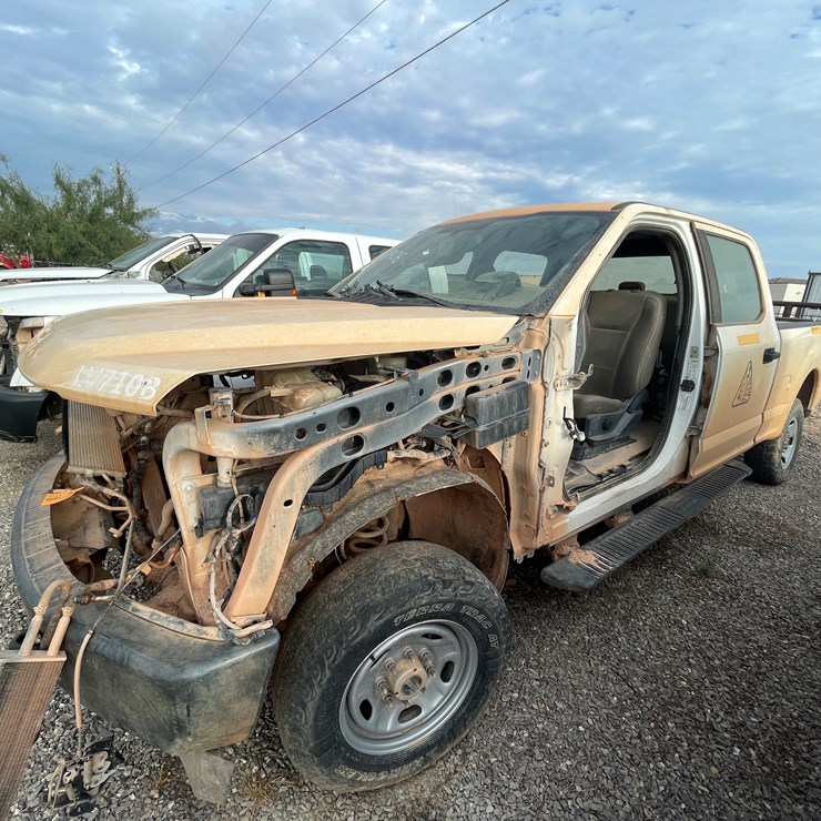 #1121 • Parts Truck (No Title) (Offsite in La Union, NM)