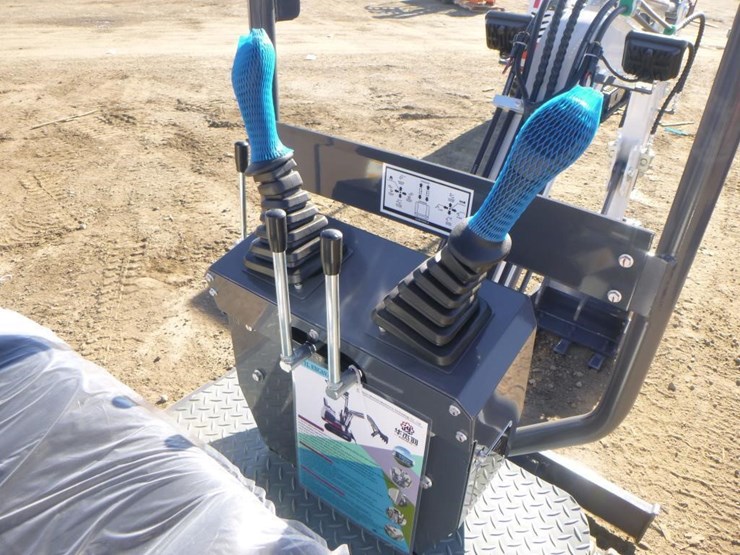 bttl-et12m-6-hydraulic-excavator-image-23