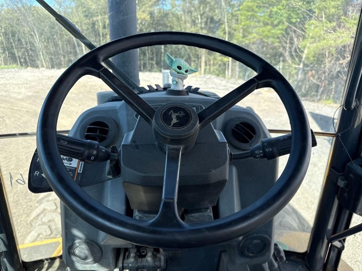 deere-410l-image-24