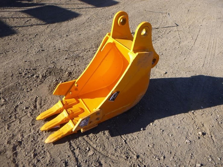 caterpillar-305-image-1