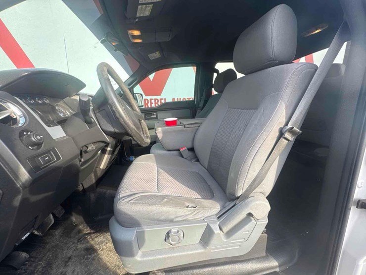 2014-ford-f150-xlt-image-22