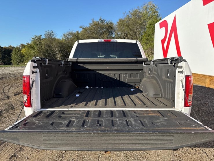 2017-ford-f150-xlt-image-15