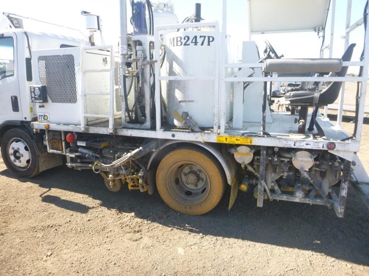 2008-gmc-w5500-image-16