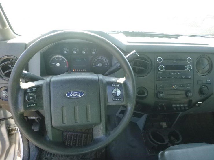 2015-ford-f450-image-13