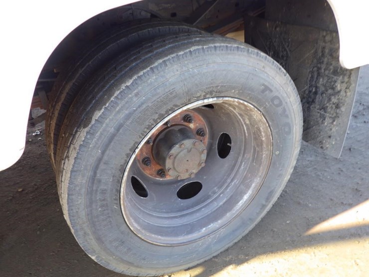 2002-ford-f450-image-19
