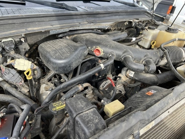 2010-ford-f350-xlt-image-16