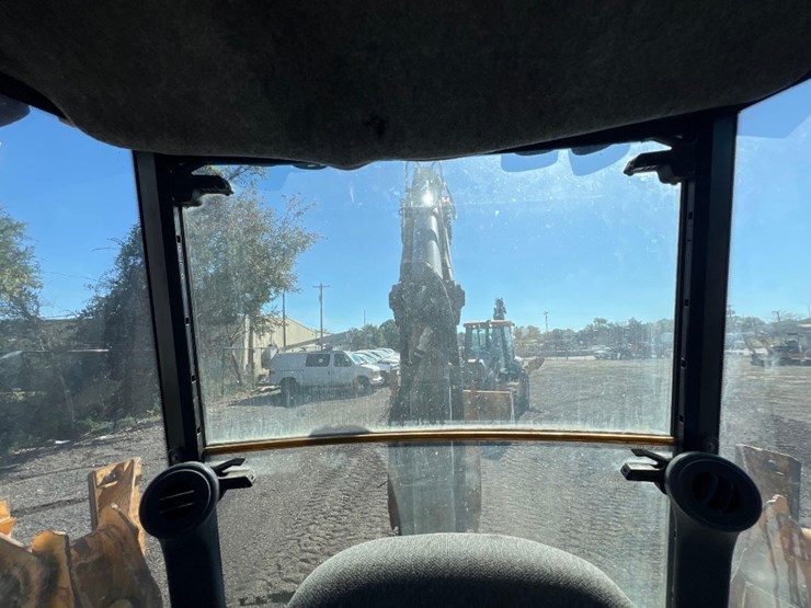 deere-410l-image-42