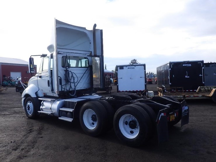 2011-international-prostar-image-5