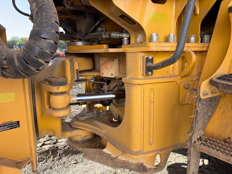 deere-260e-image-17