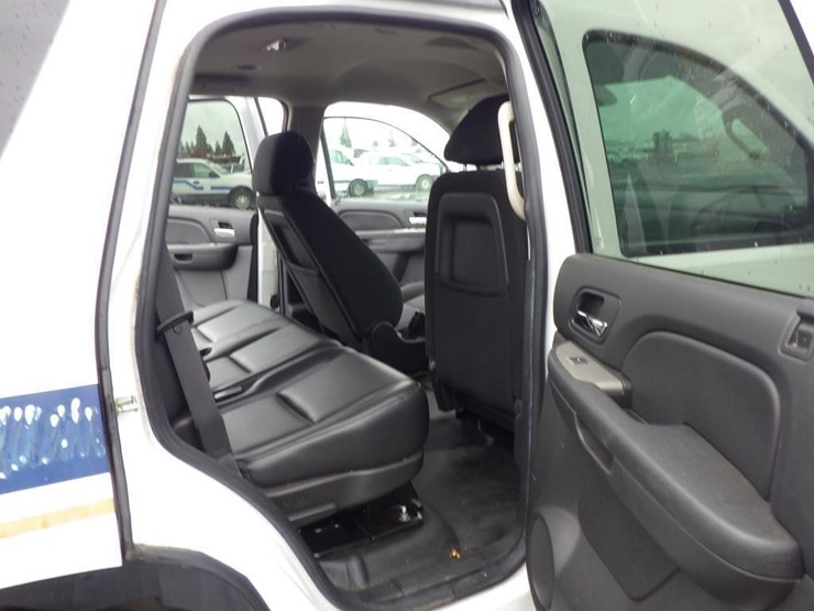 2014-chevrolet-tahoe-image-8